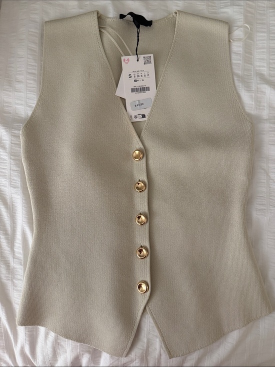 Zara Tops - Zara Cream Knit Button-Front Vest